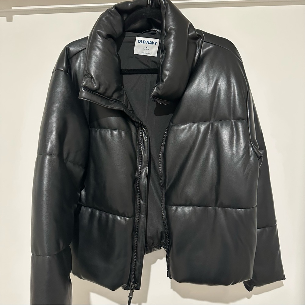 Old Navy Women's Black Puffer Coat- Faux Leather
